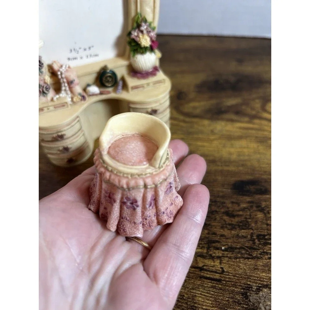 Vintage Victorian Vanity Dressing Table Photo Frame Miniature Decor Pink Floral